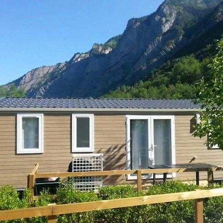Camping 5 Etoiles - Piscine - Eeceff Le Bourg-dʼOisans المظهر الخارجي الصورة