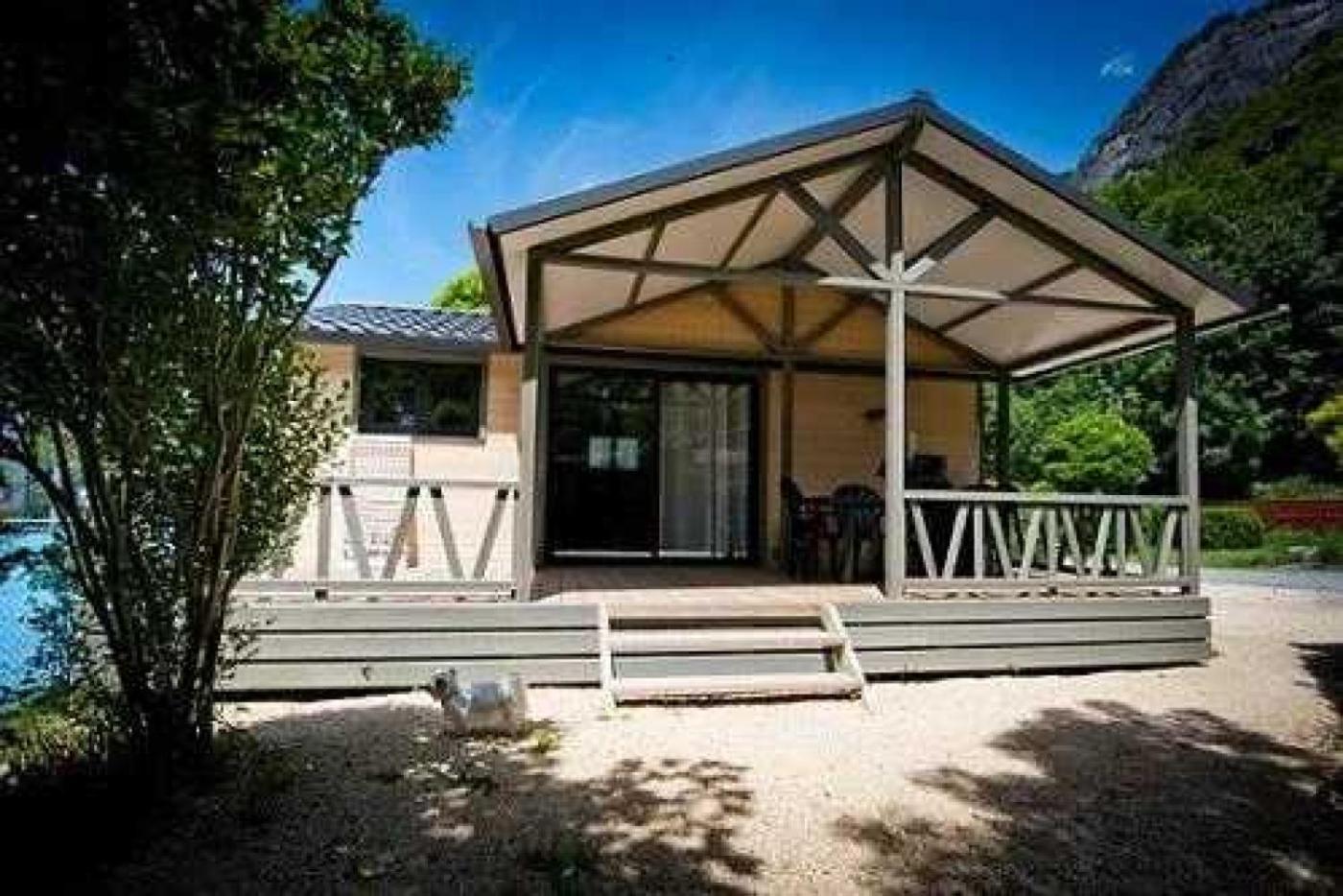 Camping 5 Etoiles - Piscine - Eeceff Le Bourg-dʼOisans المظهر الخارجي الصورة