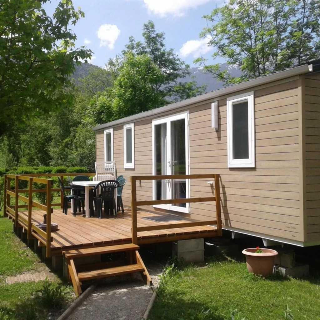 Camping 5 Etoiles - Piscine - Eeceff Le Bourg-dʼOisans المظهر الخارجي الصورة