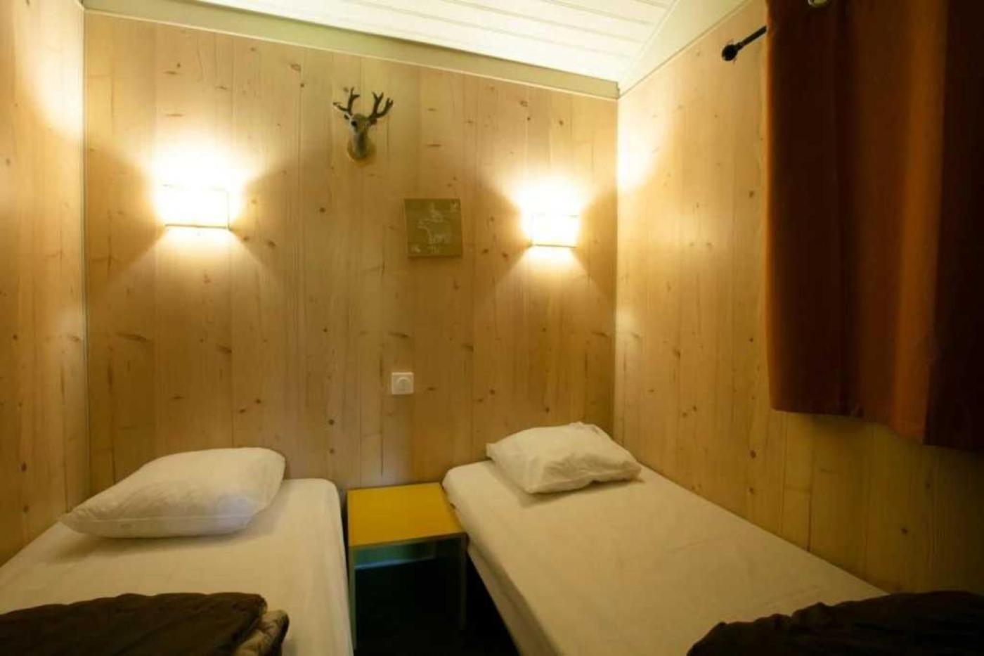 Camping 5 Etoiles - Piscine - Eeceff Le Bourg-dʼOisans المظهر الخارجي الصورة