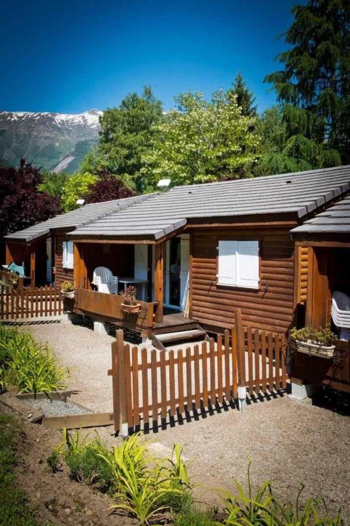 Camping 5 Etoiles - Piscine - Eeceff Le Bourg-dʼOisans المظهر الخارجي الصورة